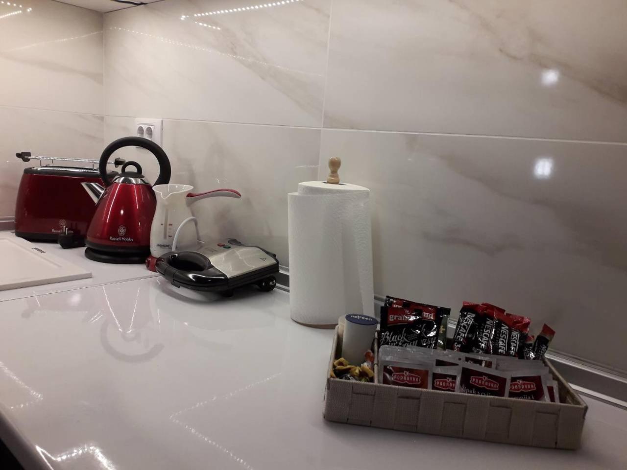 Gabriela & Marjan Luxury Self Check-In Flatiron Apartman Szkopje Kültér fotó