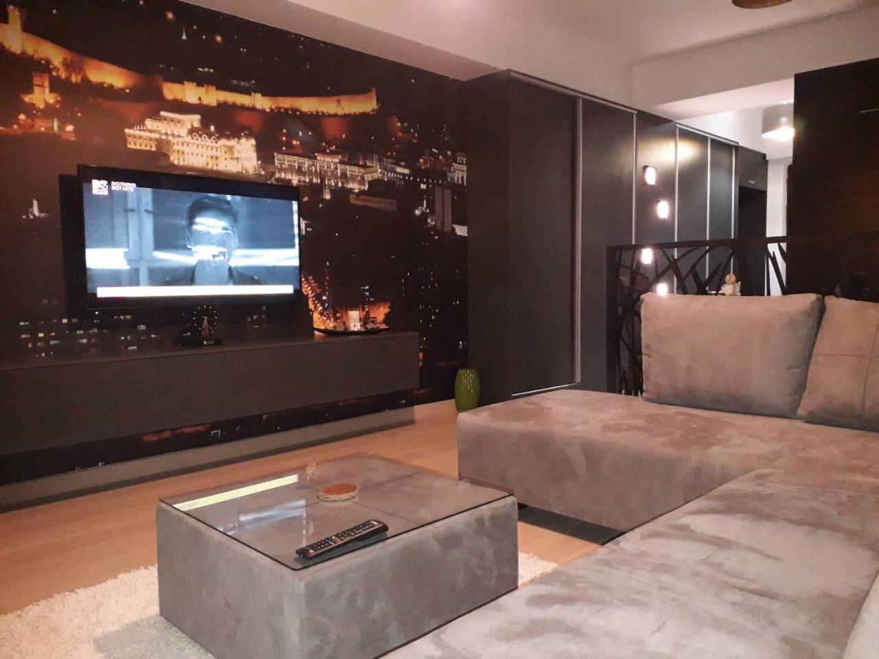 Gabriela & Marjan Luxury Self Check-In Flatiron Apartman Szkopje Kültér fotó